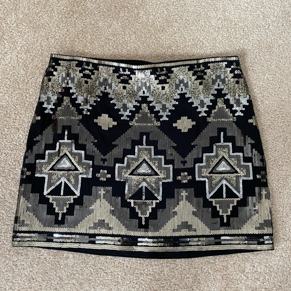 Skirt. Express. Black and silver sequin skirt. Size Small.